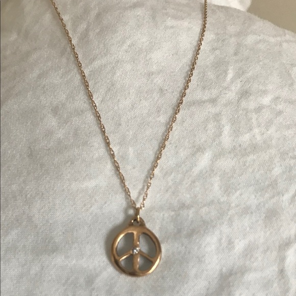 14k with Diamond small peace sign - Picture 3 of 4